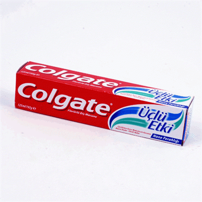 Colgate Üçlü Etki Diş Macunu 100 ml