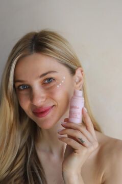 Gülsha Gül Özlü Göz Çevresi Kremi 15 ml
