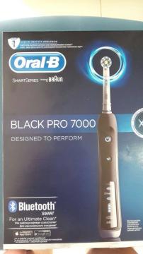 ORAL-B BLACK PRO 7000