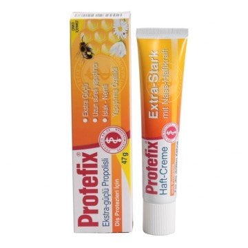 Protefix Propolisli Yapıştırıcı Krem 47 Gr