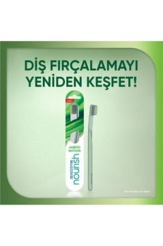 Sensodyne Nourish Etkili Temizlik Yumuşak Diş Fırçası