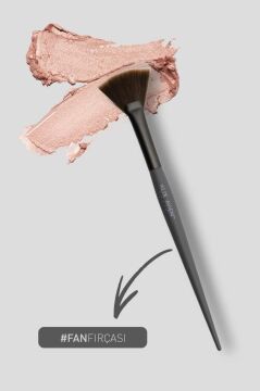 Alix Avien Aydınlatıcı Fırçası - Fan Brush